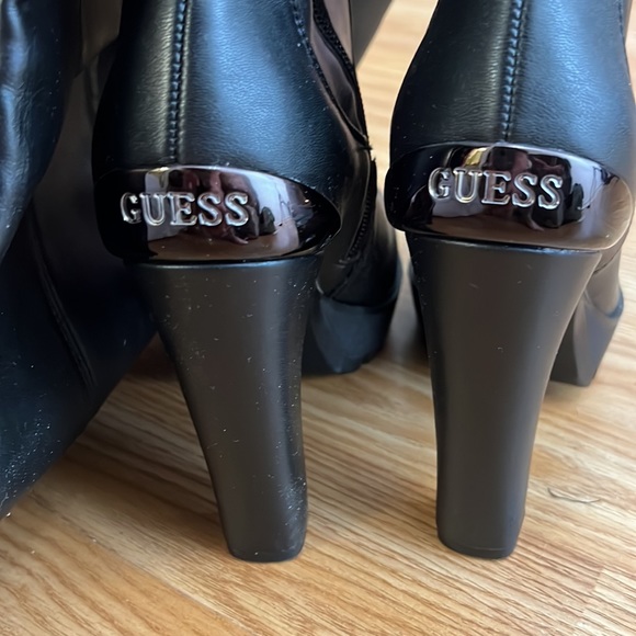 WORN ONCE~ GUESS Taylin Black Knee High platform Boots. Size 5.5M - Picture 5 of 6